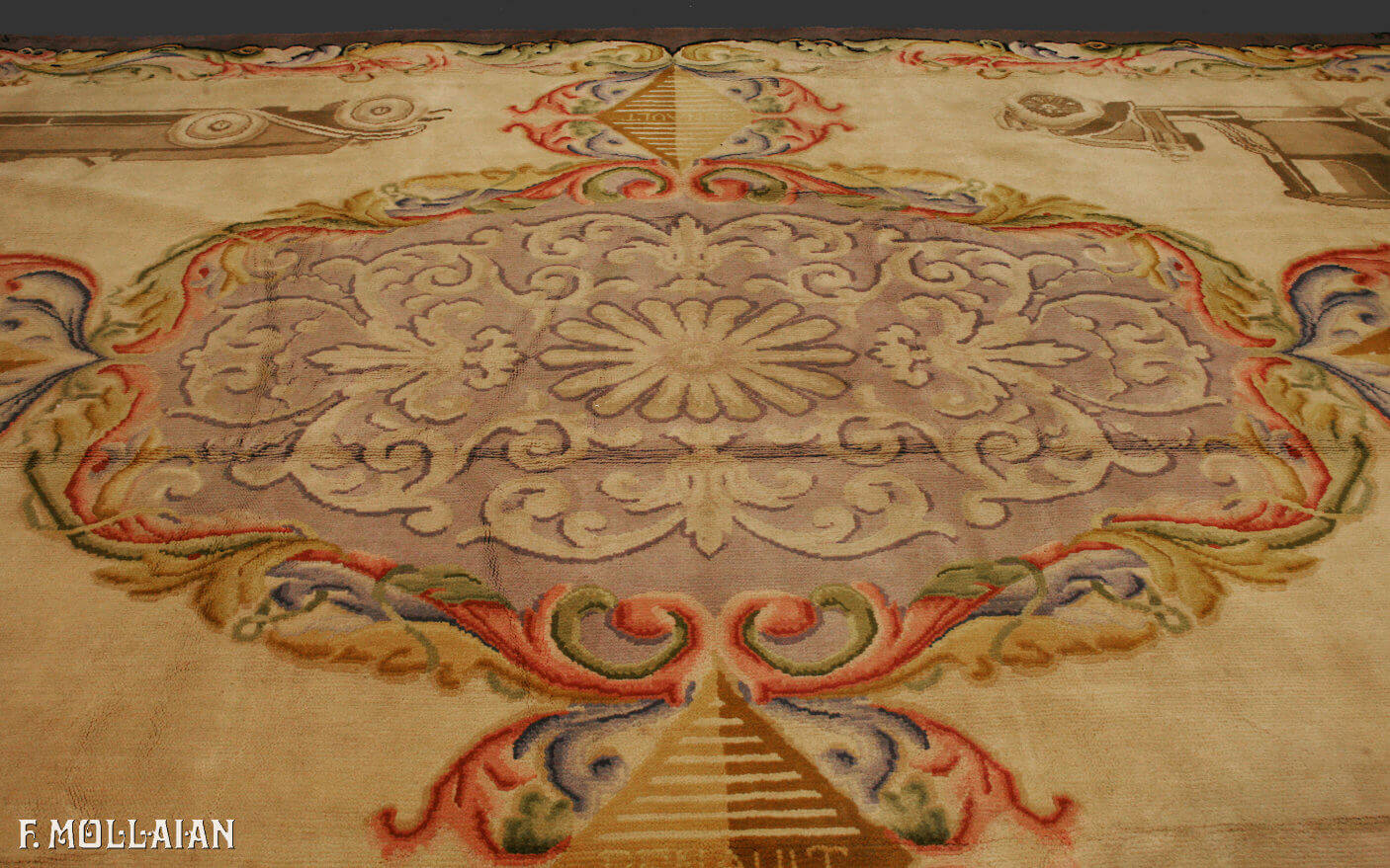فرش بزرگ آنتیک اسپانیایی “رنو” کد:۴۷۶۳۹۶۱۶